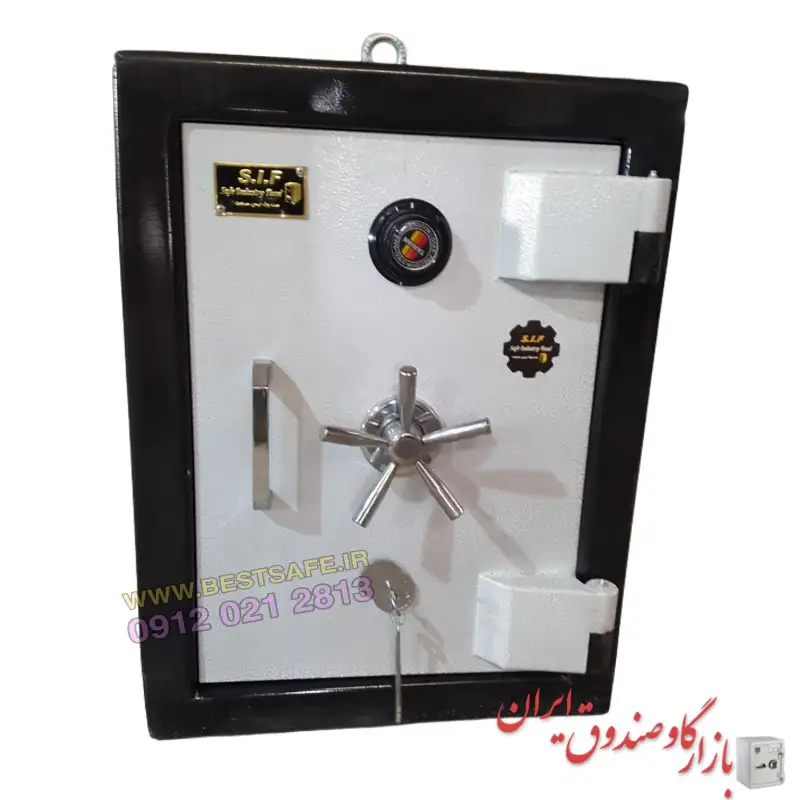 گاوصندوق ایمن صنعت مدل 550s