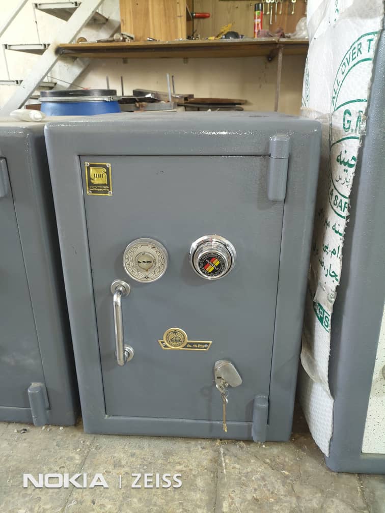 گاوصندوق کارکرده کاوه مدل 350kr